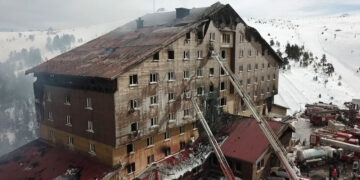 KKTC’de Kartalkaya’daki yangın sebebiyle 1 günlük ulusal yas ilan edildi