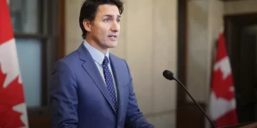 Kanada Başbakanı Justin Trudeau istifa etti!