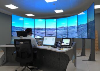 Milli hava trafik kontrolörü eğitim simülatörü operasyonlar için hazır