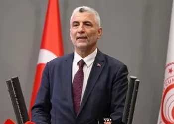 Bakan Bolat: Vize zorluğu azaltılırsa daha fazla Türk turist Slovakya’ya gidecek