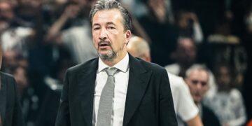 Anadolu Efes, Luca Banchi’yi duyurdu!