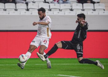 Antalyaspor, Kocaelispor’u kupada 3 golle geçerken zorlanmadı!