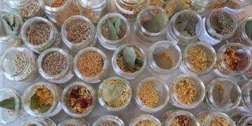 Bakan Yumaklı duyurdu: Ata tohumları Tarım Kredi marketlerde satılacak