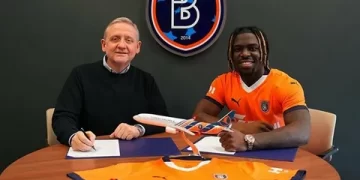 Başakşehir, Festy Ebosole’yi kadrosuna kattı!