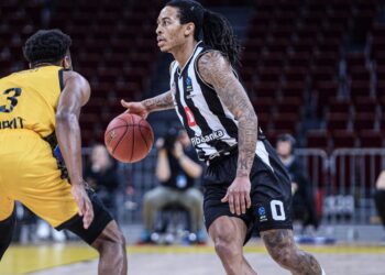 Beşiktaş Fibabanka, Trefl Sopot’u son çeyrekte geçti!