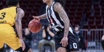 Beşiktaş Fibabanka, Trefl Sopot’u son çeyrekte geçti!