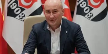 Beşiktaş, Hüseyin Yücel’in istifasını duyurdu!