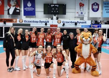 Eczacıbaşı Dynavit 3-0 Zeren Spor