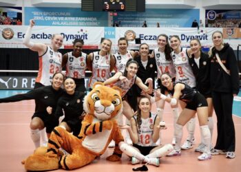 Eczacıbaşı Dynavit, Bahçelievler’e set vermedi!