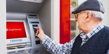 Emekli maaşlarına ek 3 bin TL verilecek!