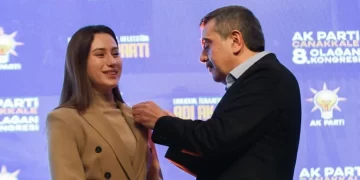 Türkiye’nin en genç belediye başkanı AK Parti’ye katıldı