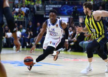Fenerbahçe Beko 84–76 Anadolu Efes