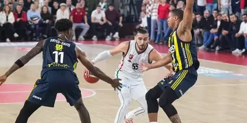 Fenerbahçe Beko, Karşıyaka deplasmanında farklı kazandı!