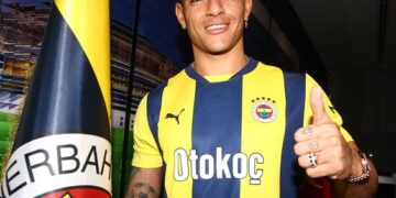 Fenerbahçe, Diego Carlos’u açıkladı!