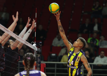 Fenerbahçe Medicana, Şampiyonlar Ligi’nde çeyrek finalde!