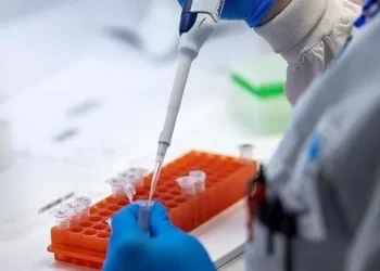 Fransa’da M çiçeği alarmı: Virüsün yeni varyantı ilk kez görüldü