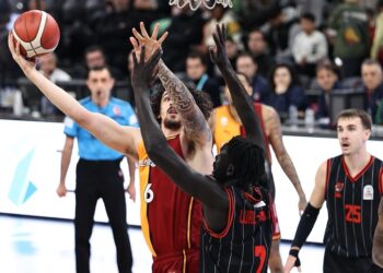 Galatasaray, Manisa Basket’i uzatmada yıktı!