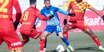 Göztepe, kupaya 3 puanla başladı!