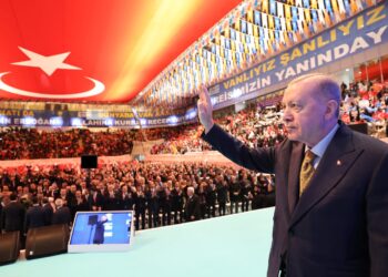 Cumhurbaşkanı Erdoğan: Evlatlarımıza mutlu, müreffeh ve güçlü bir Türkiye bırakacağız