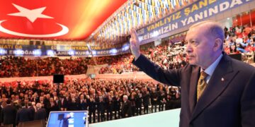Cumhurbaşkanı Erdoğan: Evlatlarımıza mutlu, müreffeh ve güçlü bir Türkiye bırakacağız