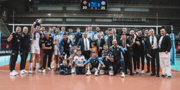 Halkbank, Spor Toto’yu set vermeden geçti!