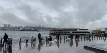İstanbul’a İzlanda kışı geldi!
