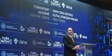 Bakan Kacır açıkladı: Bağımsız bir dijital akademiyi devreye alacağız