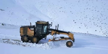 Muş’ta, kar nedeniyle 15 köy yolu ulaşıma kapandı!
