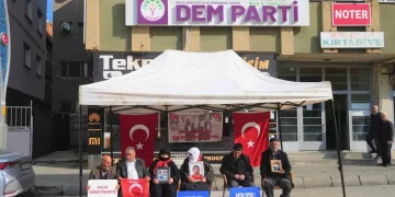 Muşlu ailelerin evlat nöbeti kararlılıkla sürüyor!