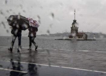 Meteoroloji il il uyardı! Hafta sonu kuvvetli sağanak yağışa dikkat