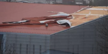 Sinop’ta, şiddetli fırtına hayatı olumsuz etkiledi!