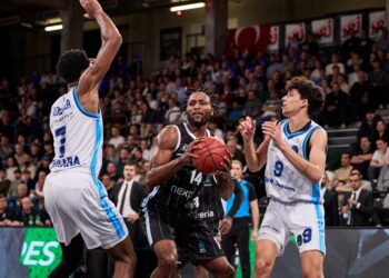 Türk Telekom, Hamburg’u rahat yendi!