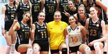 VakıfBank, Sarıyer Belediyespor’u set vermeden geçti!