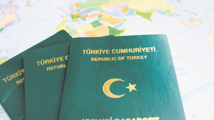 Mühendis ve mimarlar için yeşil pasaport düzenlemesi TBMM gündeminde...