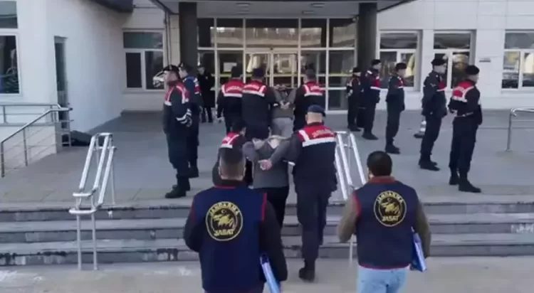 8 Ayrı Organize Suç Örgütüne Yönelik Operasyonlar Düzenlendi 8 Ayri Organize Suc Orgutune Yonelik Operasyonlar Duzenlendi habermeydan