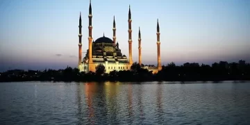 Berat Kandili’nde ne yapılır? Berat Kandili’nin önemi ne?