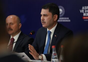 Bakan Kurum: Deprem dönüşümü ülkemiz için milli mücadeledir