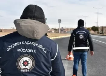 Bakan Yerlikaya: 144 Düzensiz Göçmen Yakalandı