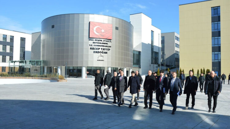 Esenyurt Recep Tayyip Erdogan Egitim Kulliyesi habermeydan