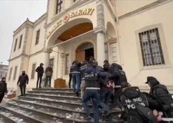 “HÜCRE-14” operasyonlarında 11 şüpheli yakalandı