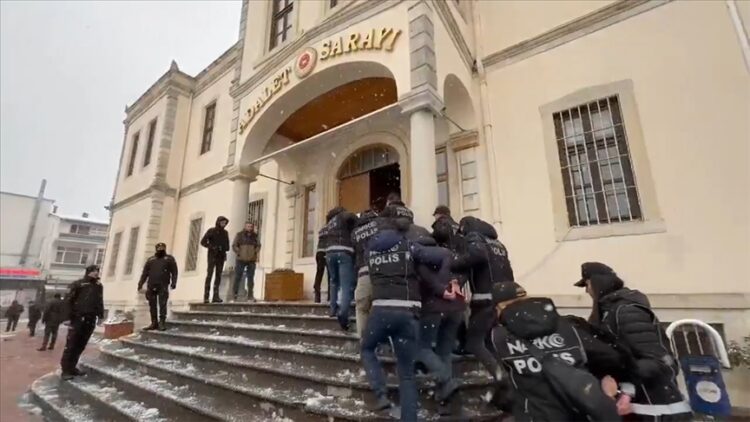 “HÜCRE-14” operasyonlarında 11 şüpheli yakalandı HUCRE 14 habermeydan