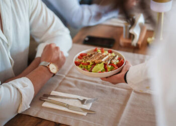 Hizmet üretim endeksi yıllık ve aylık bazda arttı