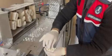 Bakan Yerlikaya Duyurdu! Sahte Kanser İlacı İmal Eden Çete Çökertildi