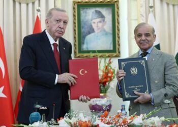 Türkiye ile Pakistan arasında 24 anlaşma imzalandı