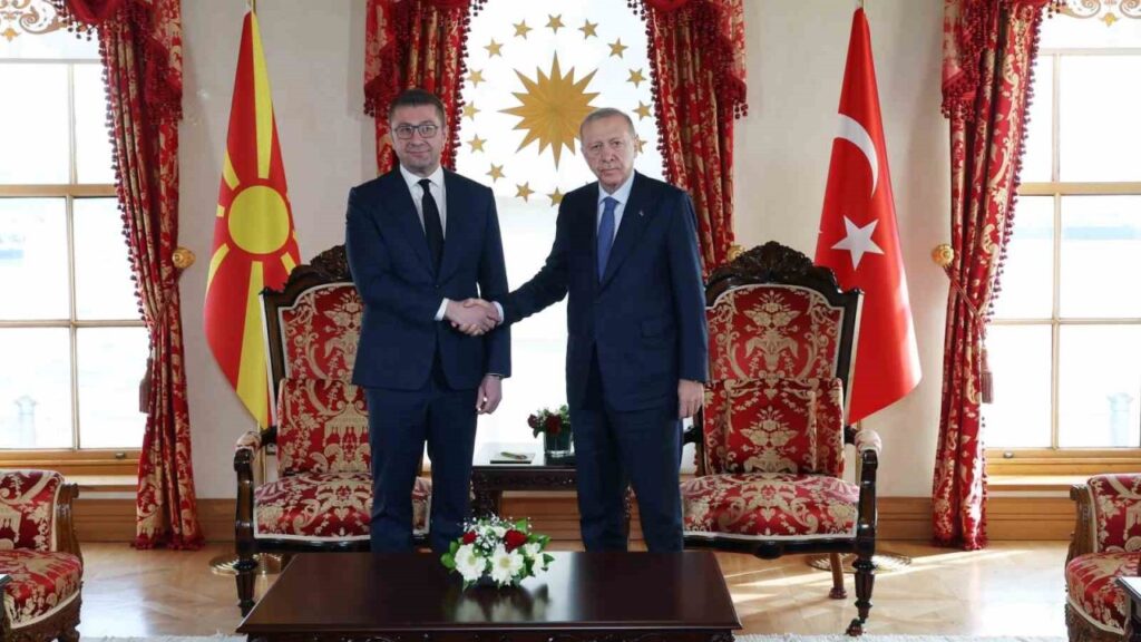 Türkiye ve Kuzey Makedonya arasında ortak siyasi bildiri imzalandı Turkiye ve Kuzey Makedonya arasinda ortak siyasi bildiri imzalandi habermeydan