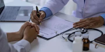 Aile hekimliklerinde yeni sisteme geçildi: İkamet değiştiren otomatik etkilenecek