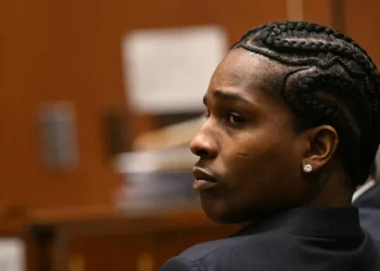 Silahlı saldırıyla yargılanan rapçi ASAP Rocky suçsuz bulundu