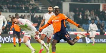 Başakşehir, Samsunspor’u 4 golle geçti!