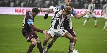 Beşiktaş, geriden gelerek Trabzonspor’u 2 golle yıktı!