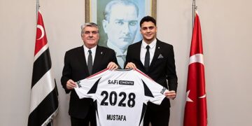 Beşiktaş, Mustafa Erhan Hekimoğlu ile sözleşme uzattı!